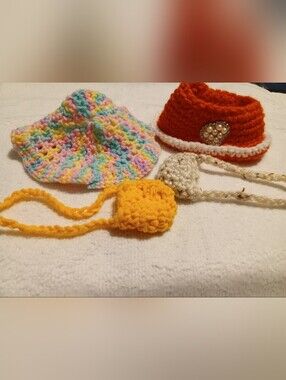 Handmade Doll Crocheted Hats And Purses in Multicolors
